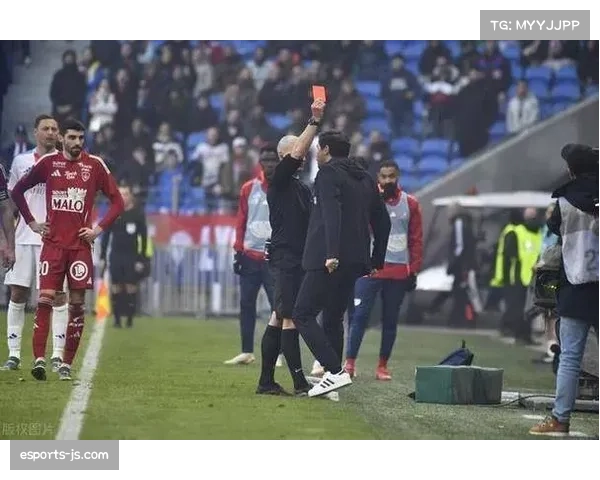 实时:保级关键战,梅斯门将扑出关键点球,暂时0-0平布雷斯特 实时:保级关键战,梅斯门将扑出关键点球,暂时0-0平布雷斯特